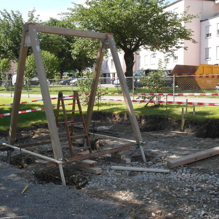 Umgebungsarbeiten, Spielplatz