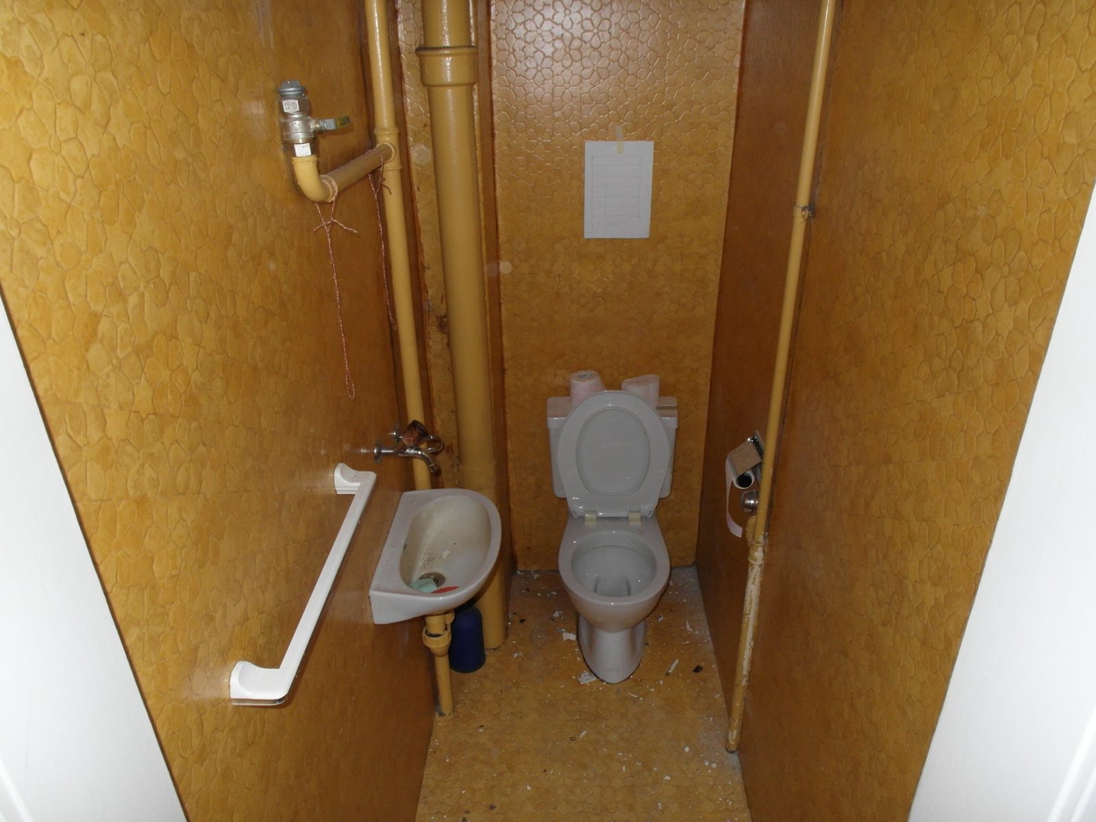 Gäste-WC vor Umbau